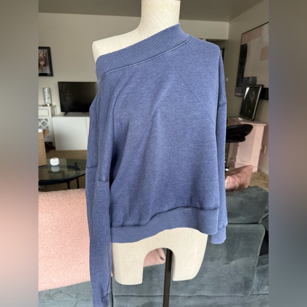 Slouchy distressed sweatshirts aerie